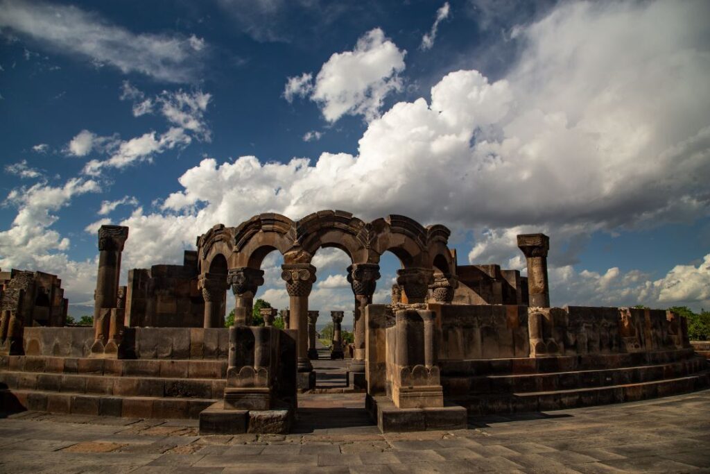 Armenia: arrivi turistici dall’Italia in crescita del 40,7% nel 2025
